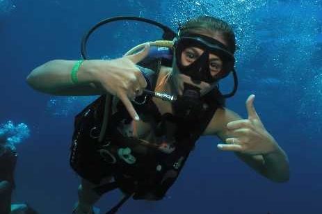 beginner scuba diving in Maui